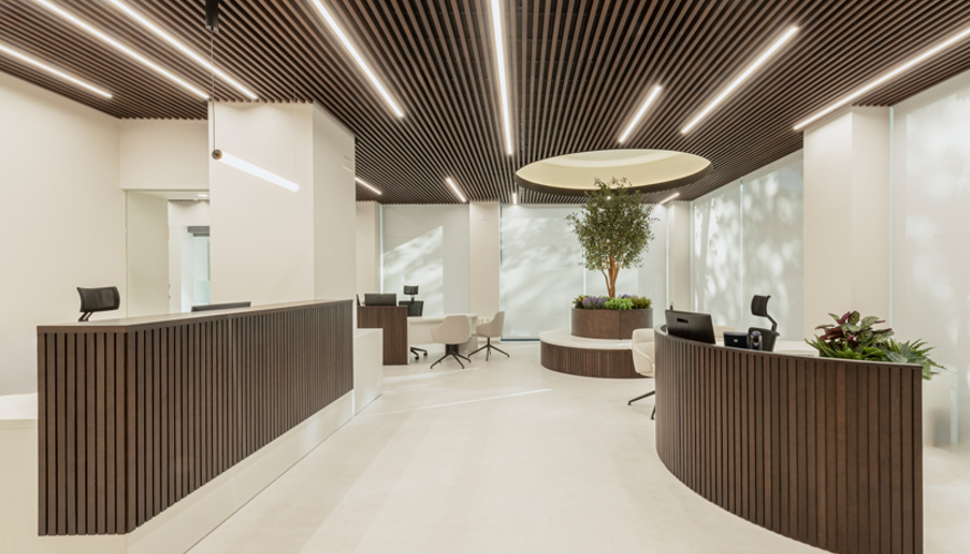 En arquitectura los materiales nobles son los que conservan su esencia natural y muestran su verdad sin artificios, como piedra, madera, cal...