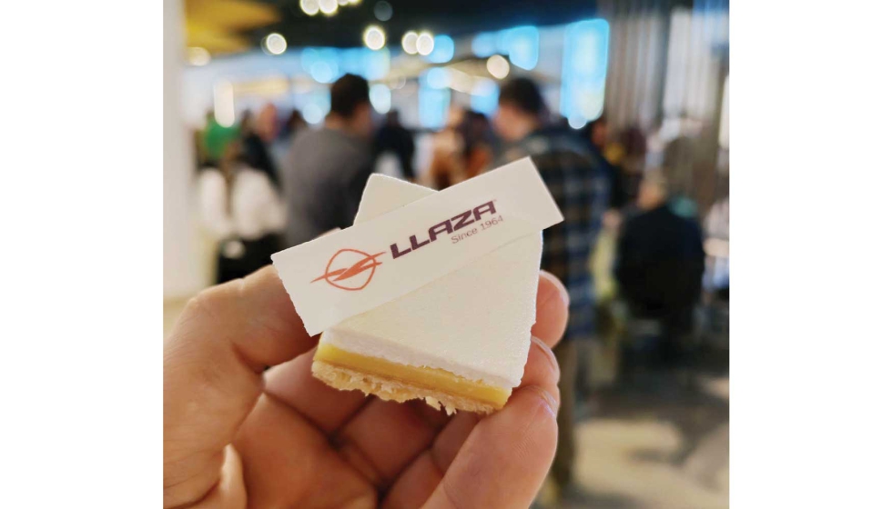 Tras la presentacin de novedades, los invitados pudieron disfrutar de un almuerzo en el Showroom de Llaza World