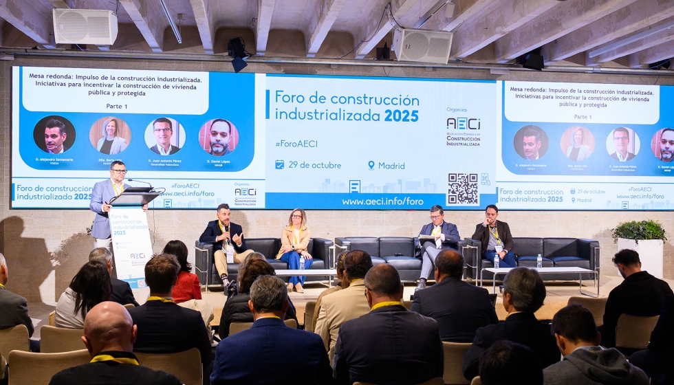 Una de las mesas de debate que se celebraron durante la jornada