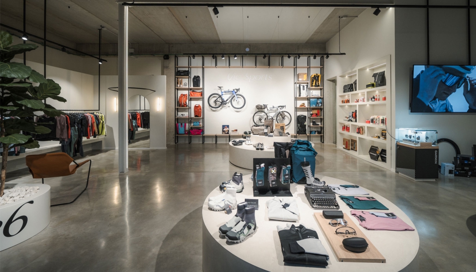 Vista general de Espai 36, el nuevo showroom de Vic Sports Afers