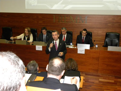 Roberto Hernando, general director of Intermaher, directed the third debate