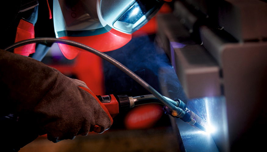 El manejo es extremadamente sencillo, ya que el hilo Velo se encarga de guiar y apoyar al soldador