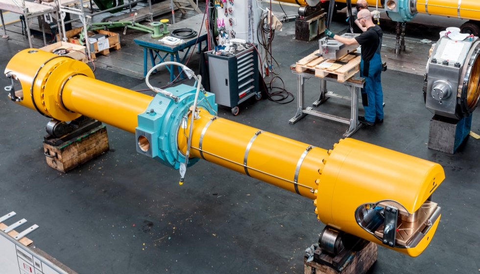 Husillo de par gigante en el taller del grupo SMS