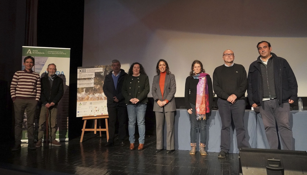 Foto de Presentada en Cortegana (Huelva) la nueva edicin de la Escuela de Pastores de Andaluca