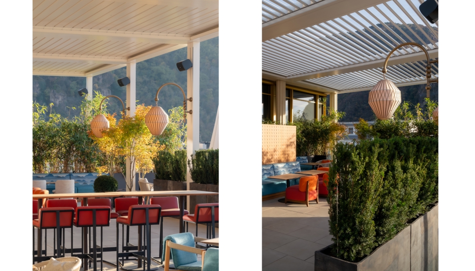 Es una estructura de aluminio con techo de lamas orientables hasta 135, con alta modularidad...