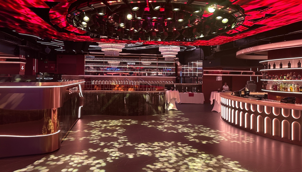 Imagen de la espectacular discoteca Sutton, un icono del ocio nocturno barcelon�s, que ofrece una imagen nueva y contempor�nea...