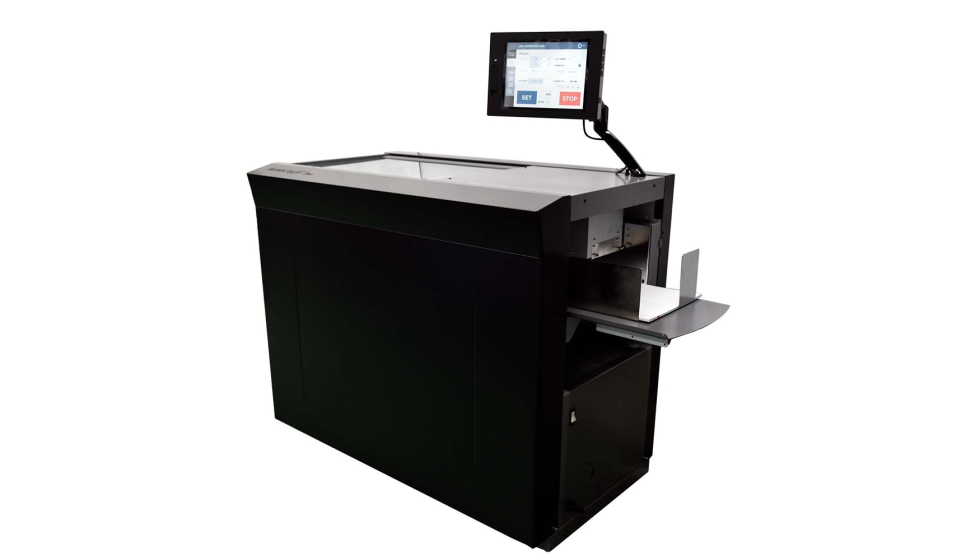 Cortadora, hendedora y microperforadora multifuncional Uchida Aerocut X PRO