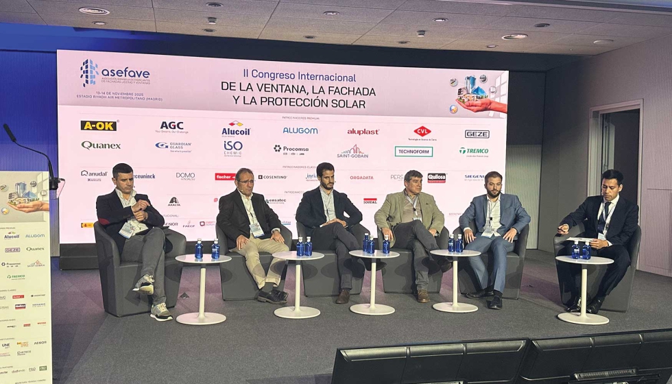Integrantes de la mesa redonda 'Potencial de calentamiento Global'...