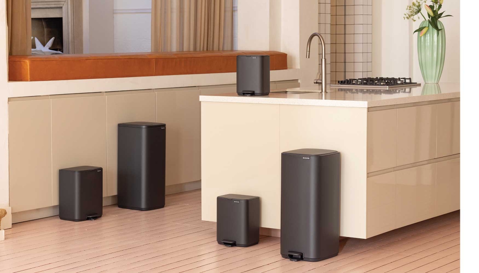 Cubos de la familia Bo, Pedal Bin & Touch Bin color Mineral infinite Grey de Brabantia