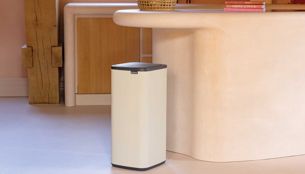 Cubo Bo touch Bin 30L, color Soft Beige de Brabantia