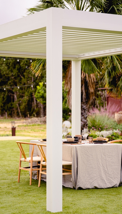 Un universo de soluciones que invita a vivir el exterior con serenidad, equilibrio y una est�tica coherente con el entorno...