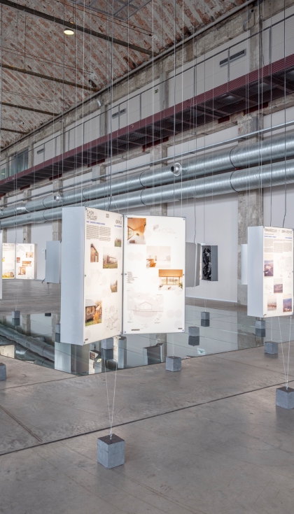 Miguel Ram�n y Ander Bados, comisarios de la XVII BEAU en la presentaci�n de la exposici�n de la XVII BEAU en La T�rmica Cultural. Foto: Juan Baraja...