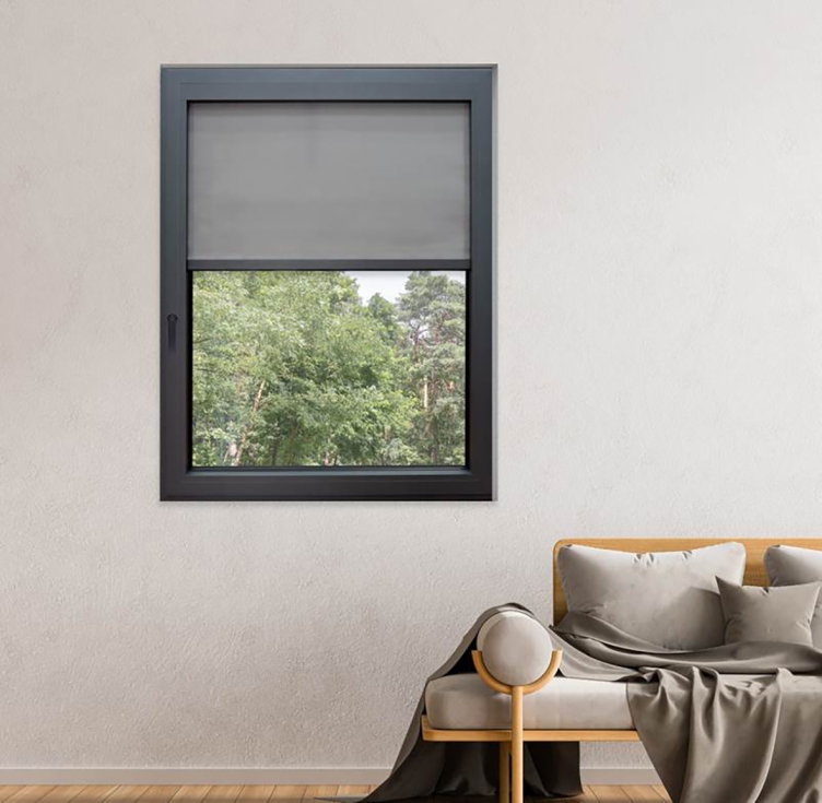 Esta soluci�n de Cortizo permite regular la entrada de luz en las diferentes estancias, como alternativa a las persianas tradicionales...