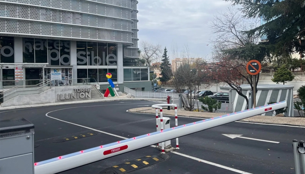 Esta tecnolog�a, suministrada por Murarte, y certificada por la Universidad de Praga, permite oxidar y neutralizar contaminantes...