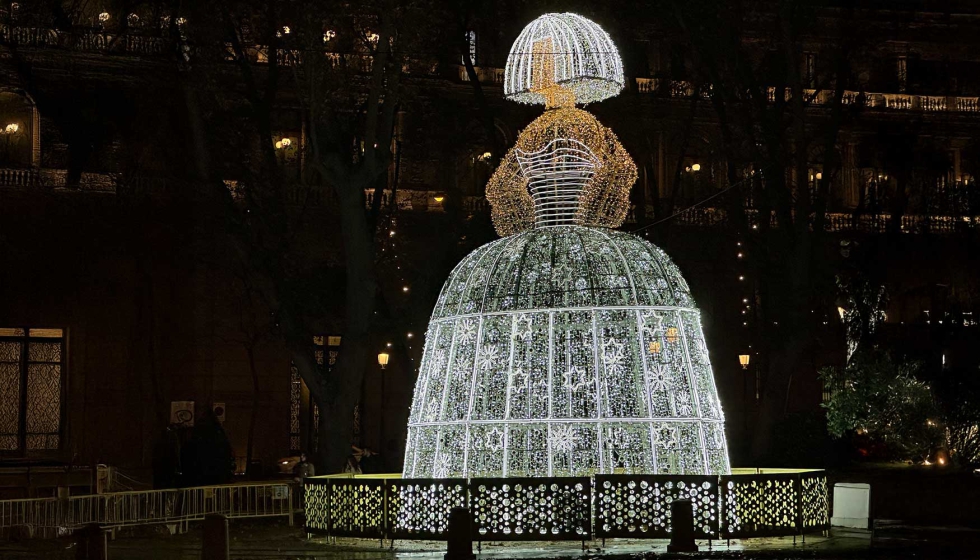 La menina de Vel�zquez iluminada es uno de los atractivos de la Navidad en Madrid