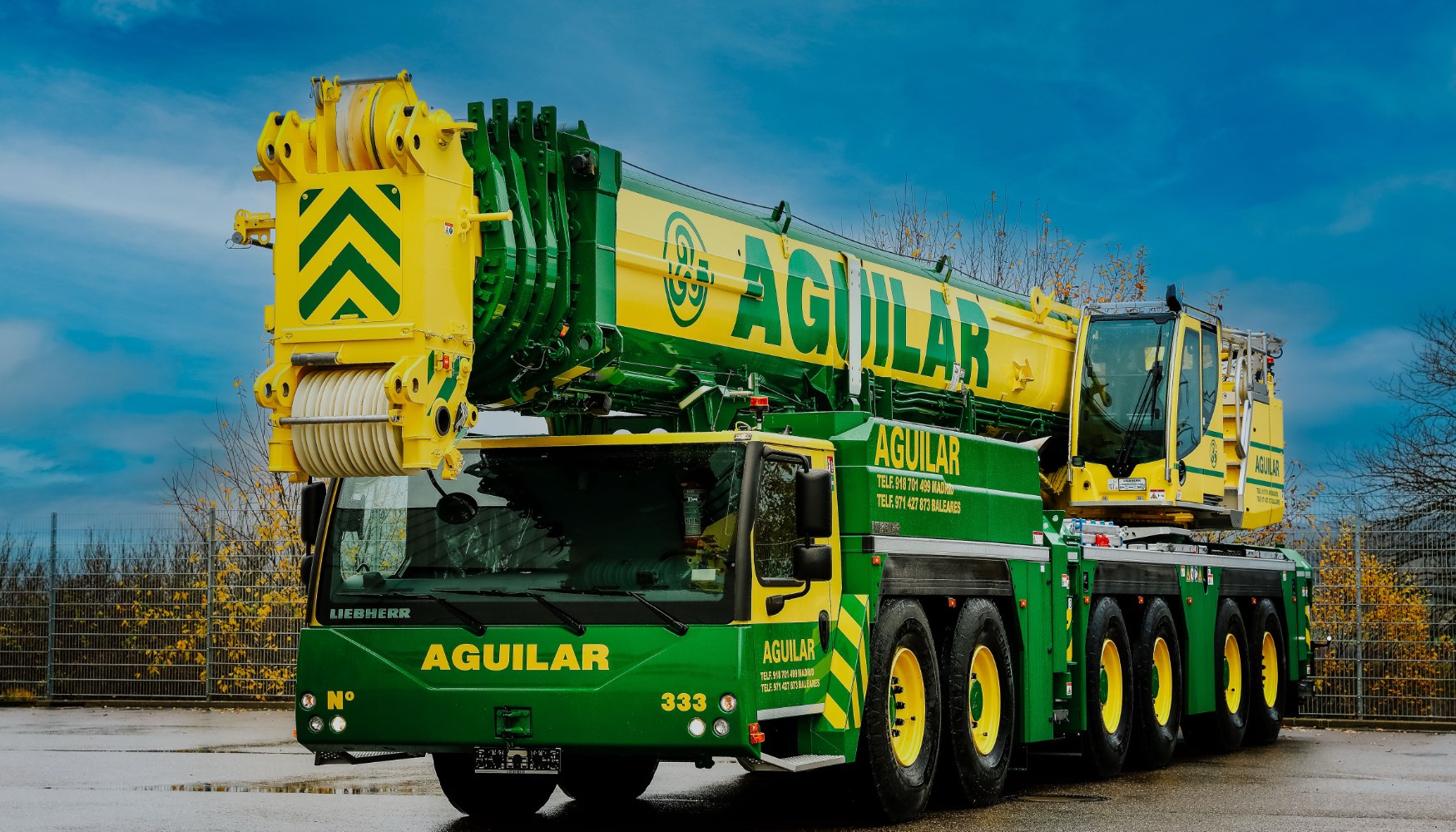 Gr�as Aguilar apuesta por la gr�a m�vil Liebherr LTM 1400-6.1, la primera unidad de este equipo a nivel nacional