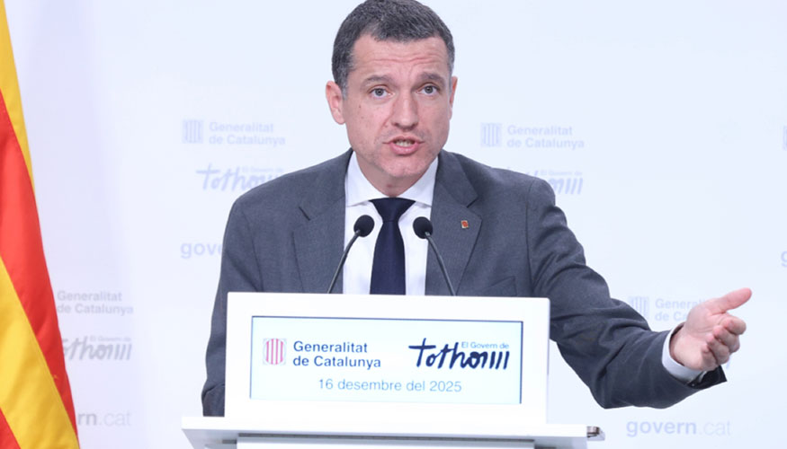 �scar Ordeig, conseller catal�n de Agricultura, Ganader�a, Pesca y Alimentaci�n, durante su comparecencia en el Palau de la Generalitat...