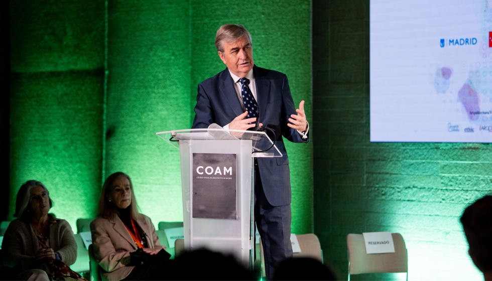 En la tercera jornada se reuni� a la plana mayor de la arquitectura en nuestro pa�s en una imprescindible mesa de debate...