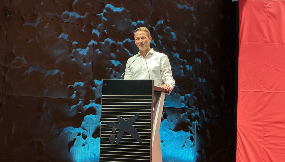 Zsolt Toth, jefe de equipo en Buildings Performance Institute Europe (BPIE), durante su exposici�n en �Sostenibilidad XL� en Madrid...