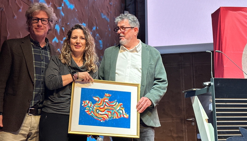 Representantes del �rea Metropolitana de Barcelona recibieron el Premio GBCE al Liderazgo en Edificaci�n Sostenible