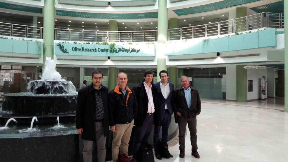 Centro de investigaci�n de la aceituna y el olivar en la universidad de Al Jouf, en Arabia Saud�