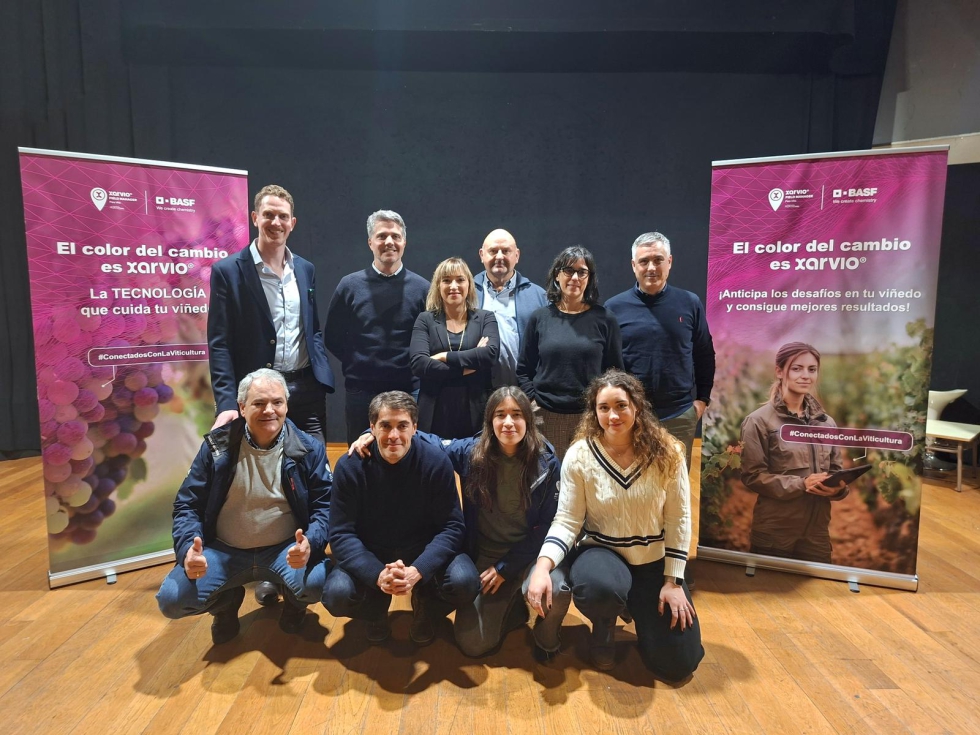 Foto del equipo de BASF en la presentaci�n de Cambados