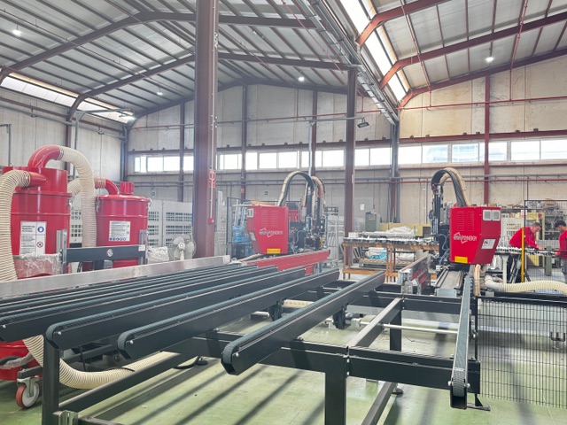 Los fabricantes de ventanas y cerramientos deben replantear sus modelos productivos, sus procesos...