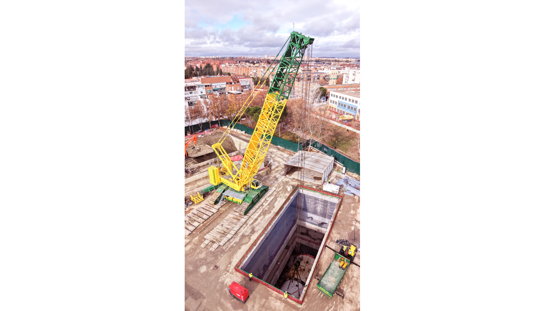 Con la adquisici�n de la gr�a Liebherr LR 1800-1...