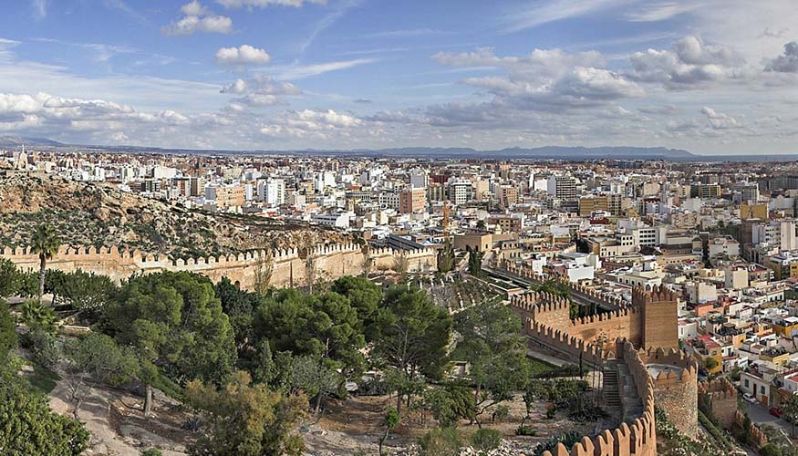 Imagen panor�mica de parte de la ciudad de Almer�a desde la Alcazaba. Foto: Gernot Keller