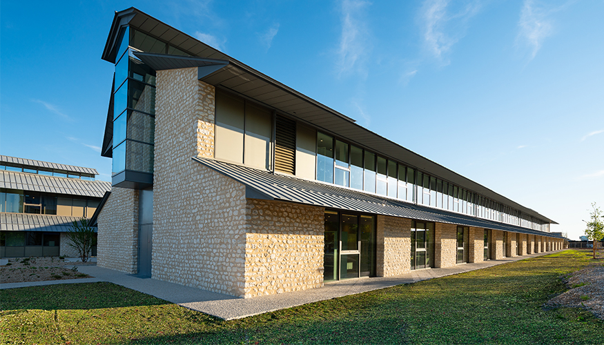 Las caracter�sticas de Energy 65/42S le permiten tener una aplicaci�n muy adecuada tambi�n en el �mbito residencial