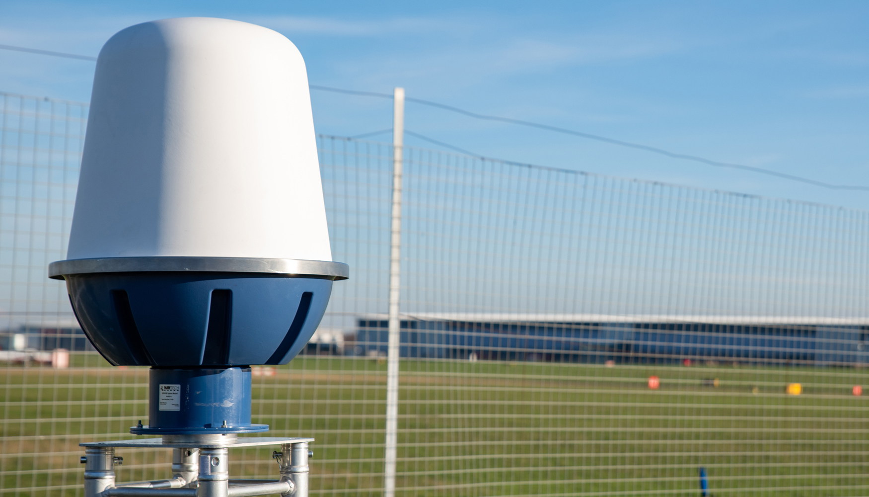 La soluci�n combinada une radar y v�deo para mejorar la visi�n operativa del entorno y la eficiencia de los operadores en per�metros de gran...