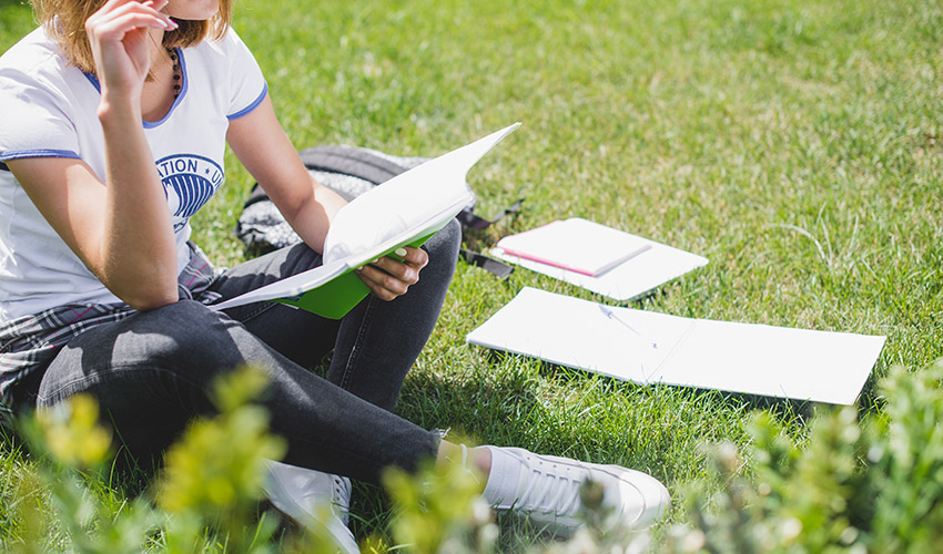 Rincones de meditaci�n y lectura dise�ados para promover la conexi�n con la naturaleza