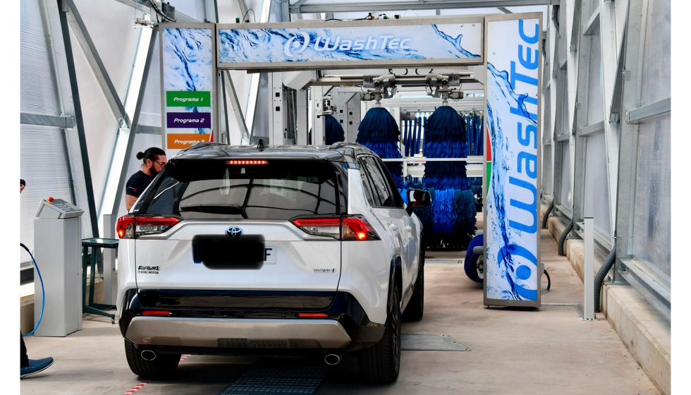 El elemento central de la instalaci�n es un tren SoftLine 2 de 25 metros, desarrollado por WashTec