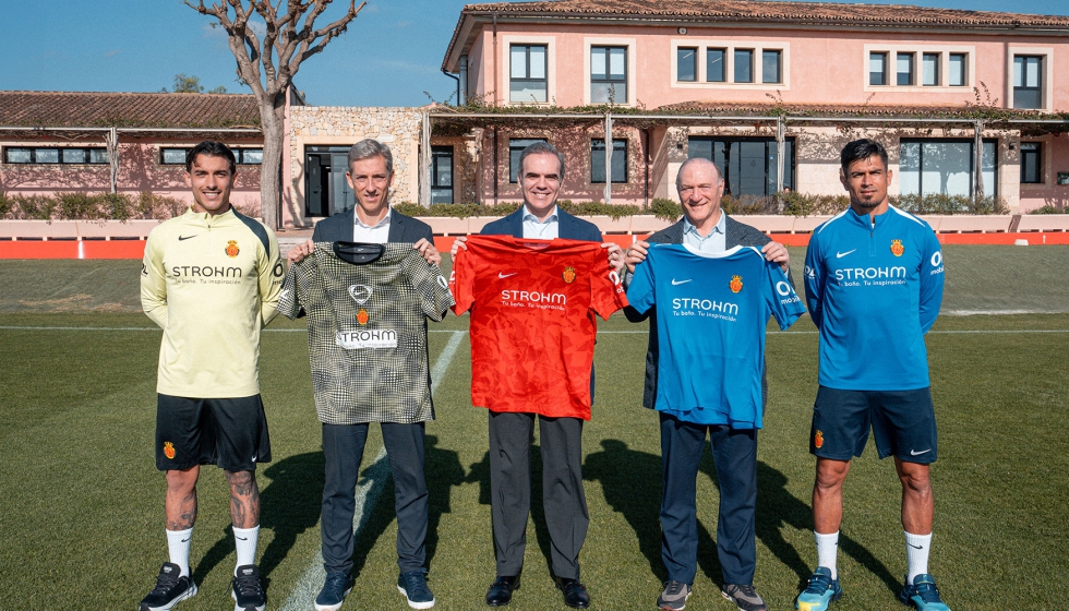 La compa��a firma un acuerdo con el RCD Mallorca por el que se contempla la presencia de la marca tanto en el estadio como en las camisetas de...