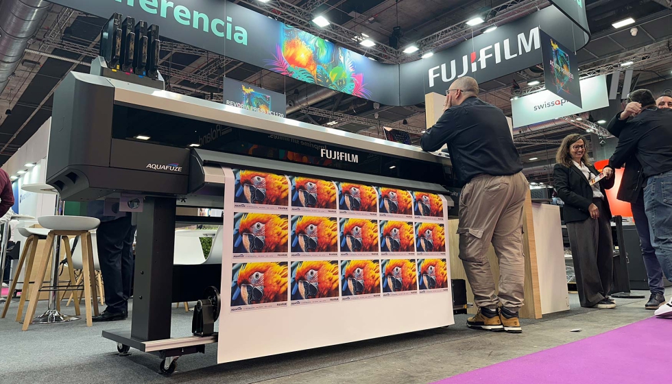 Modelo Acuity Triton, expuesto en la feria