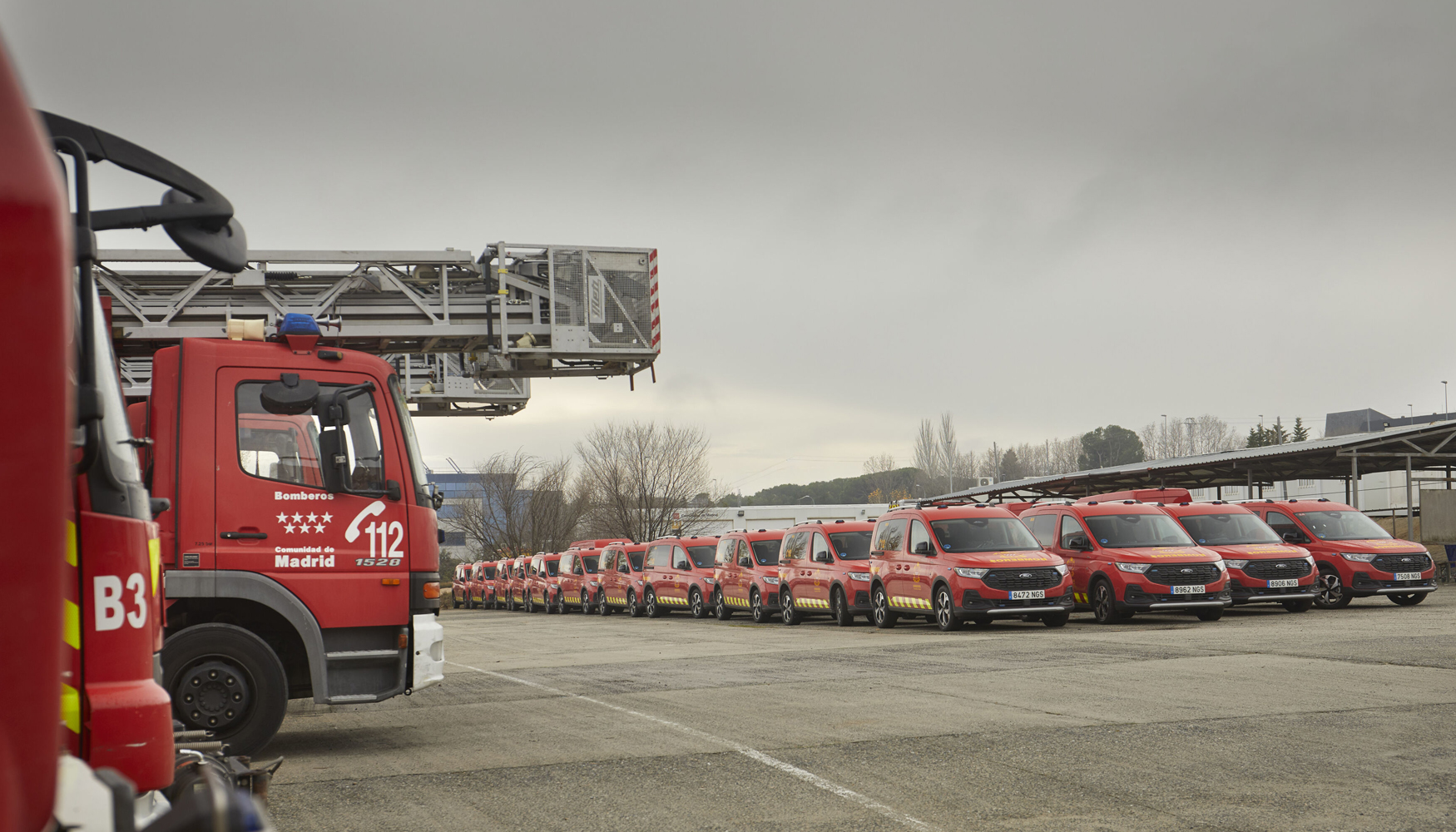 El despliegue destaca por la inclusi�n de 44 unidades de la Ford Transit Connect H�brida Enchufable...