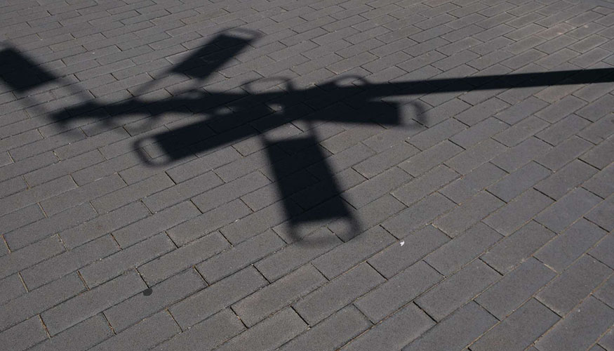 La sombra urbana como elemento clave para repensar las ciudades frente al calor extremo. Foto: Tom�s Criado