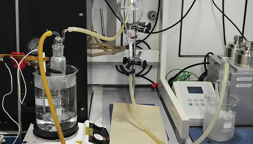 Se han experimentado varios sistemas de reactores en el laboratorio y en fases prepiloto del proyecto