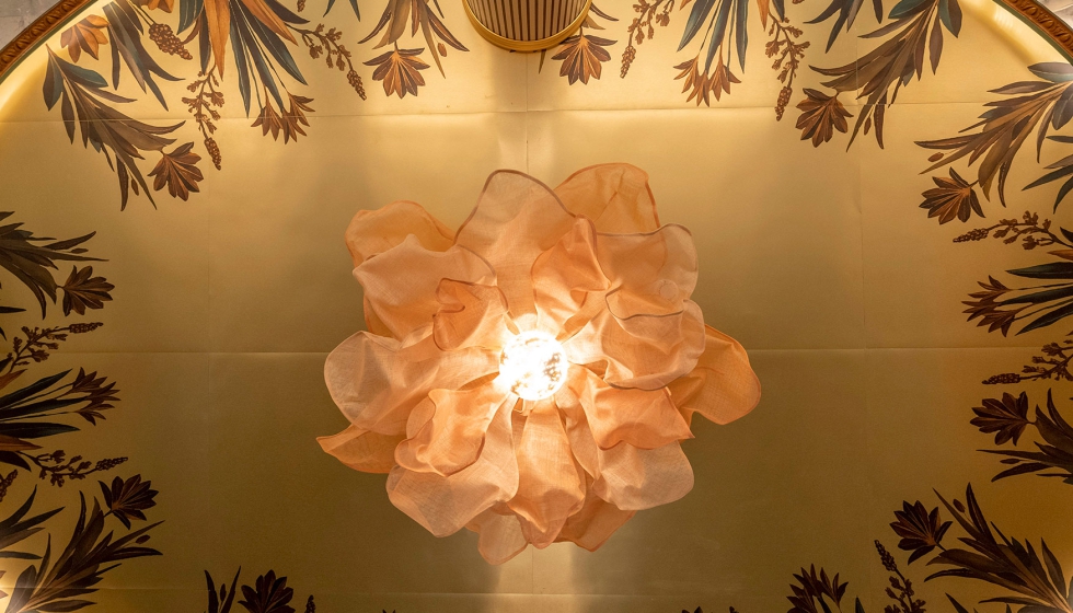 Detalle de uno de los ornamentos florales fabricados a mano. Foto: Marta Mancenido