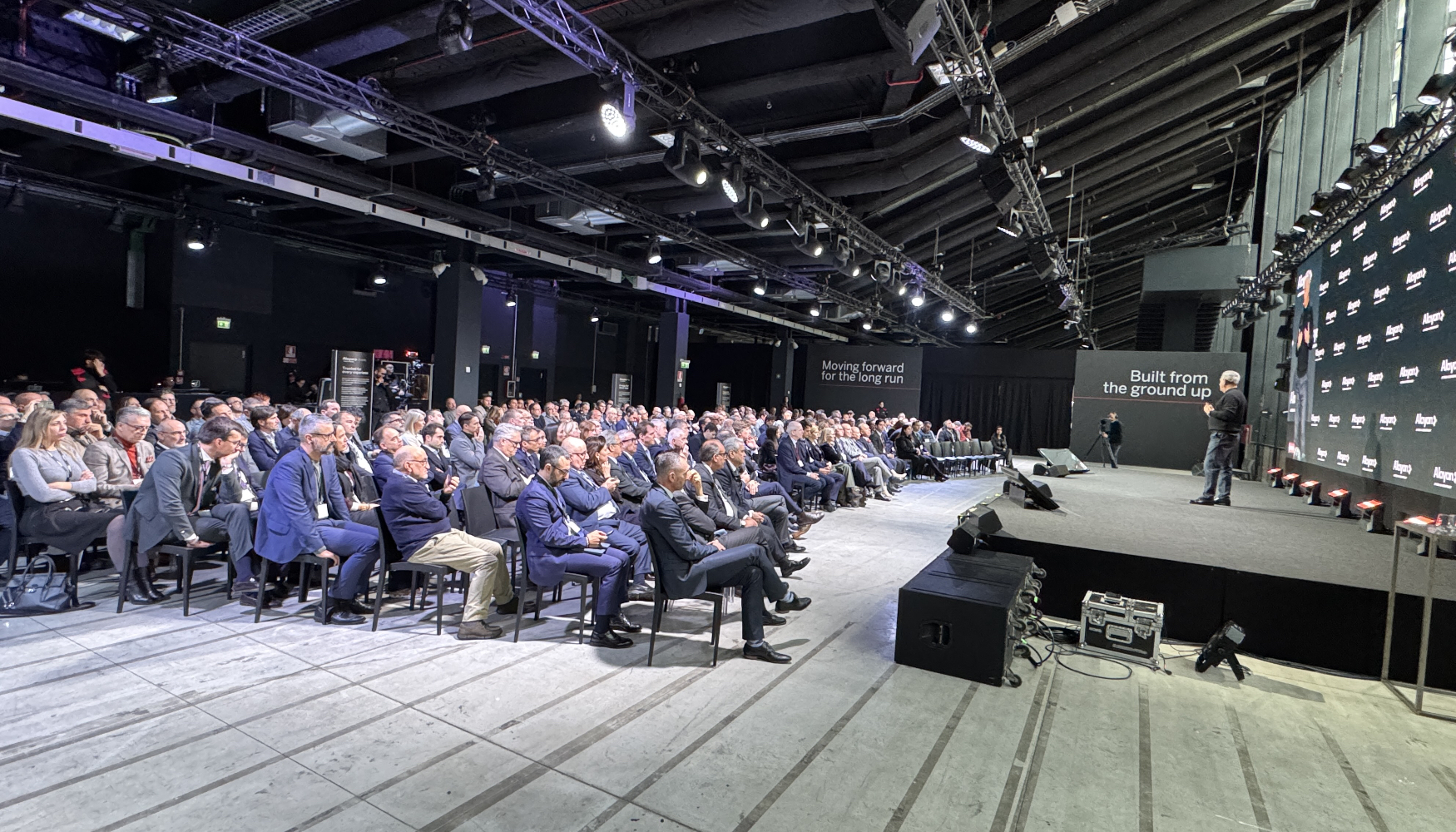 The Mall, en Mil�n, acogi� el pasado 23 de enero la Convenci�n 2026 de Alayan