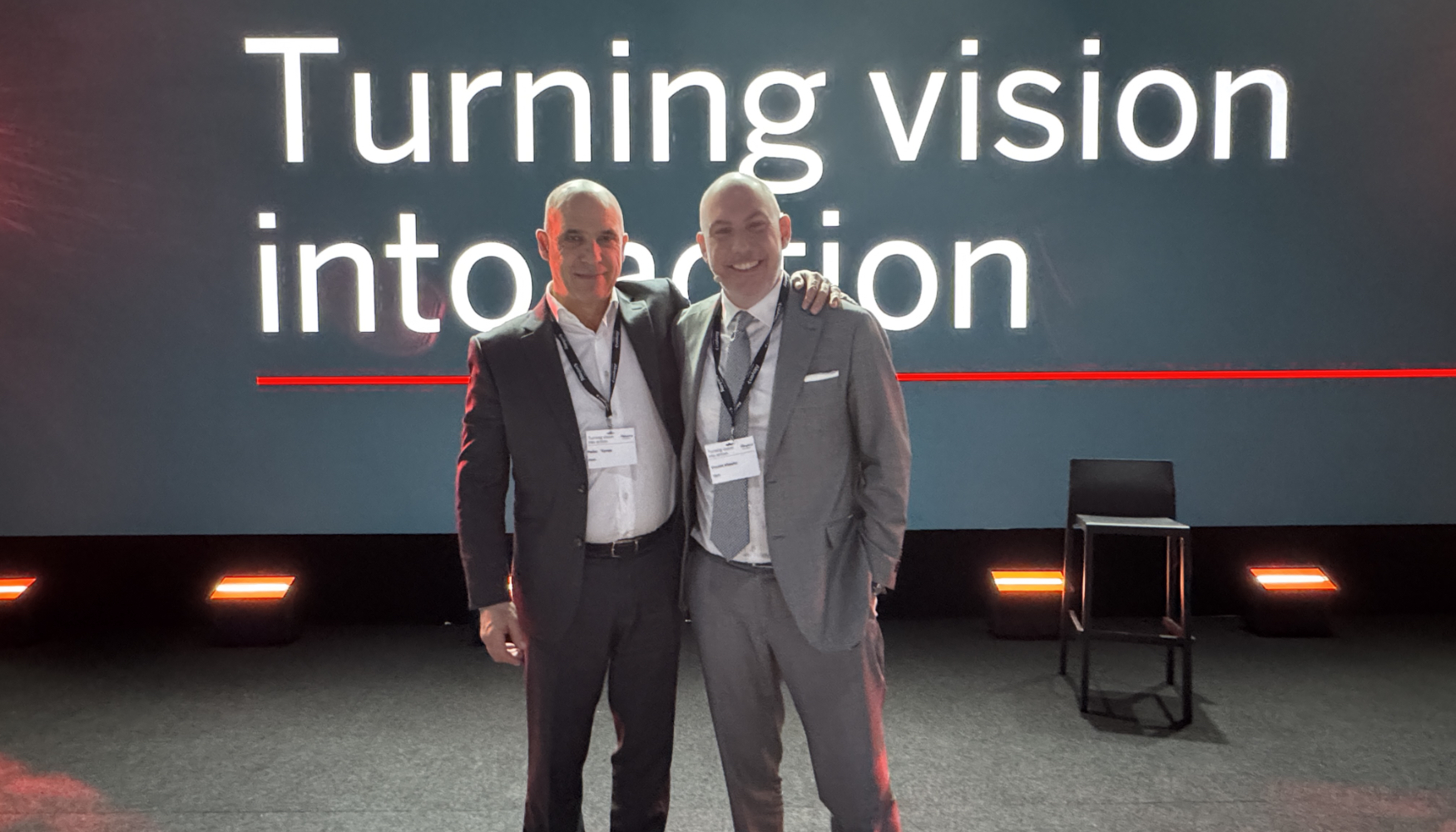 Pedro Torres (izquierda), director general de Alayan para Espa�a y Portugal, junto a Vicent Albasini, CEO de la compa��a...