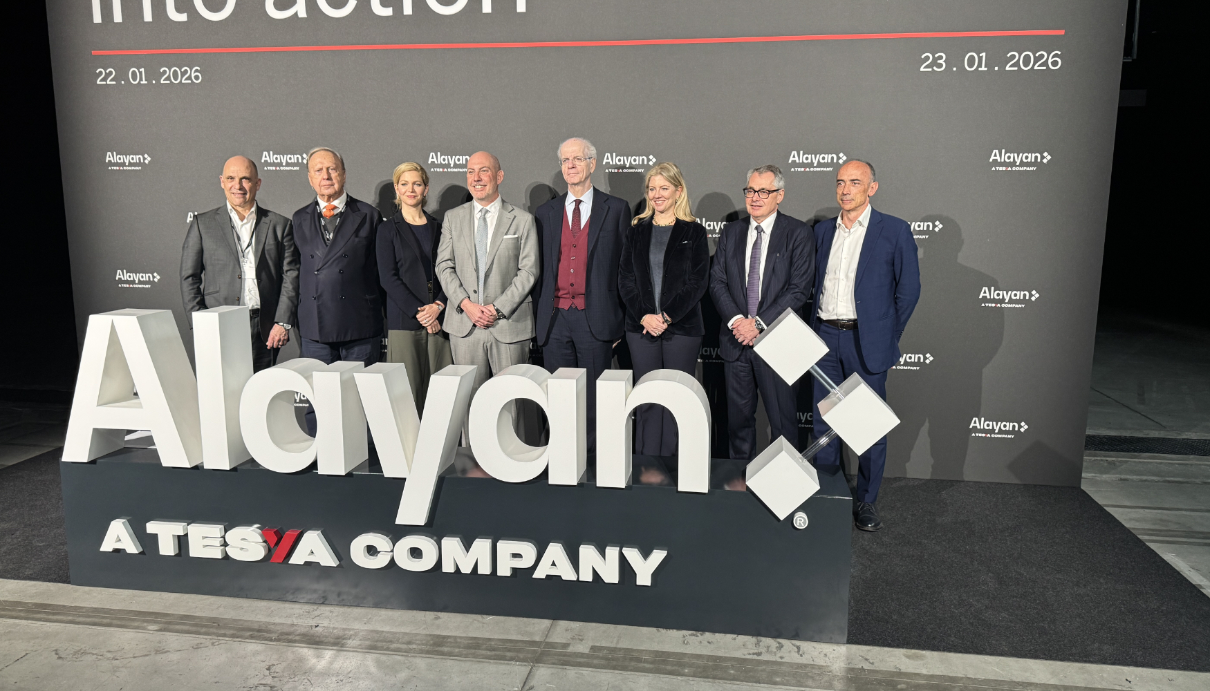 Foto de familia con los directivos del Grupo Tesya/Alayan