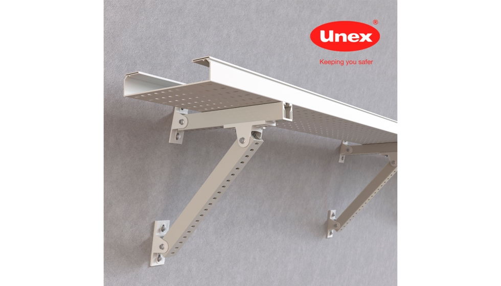 Uno de los puntos clave del sistema es su compatibilidad con las Bandejas aislantes 66 y las Bandejas de escalera aislantes 67 de...