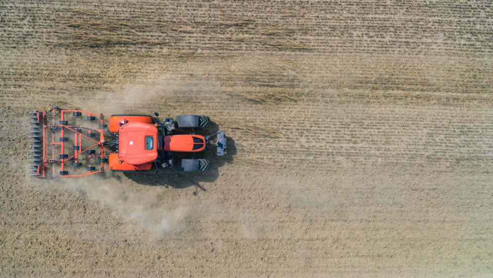 El mercado de 2025 fue de inversi�n estrat�gica para las 250.000 explotaciones profesionales que generan el 80% de la producci�n final agraria...