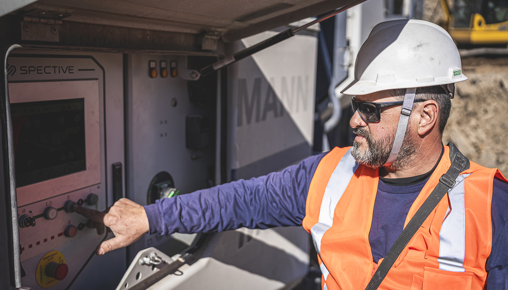 Gracias a Spective Connect, las m�quinas se pueden supervisar desde cualquier lugar del terreno