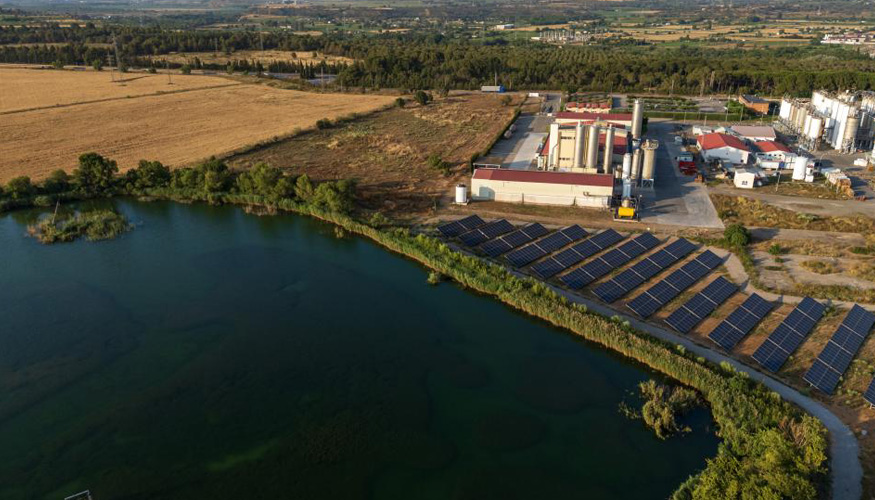 Planta fotovoltaica de la f�brica de Ercros en Monz�n