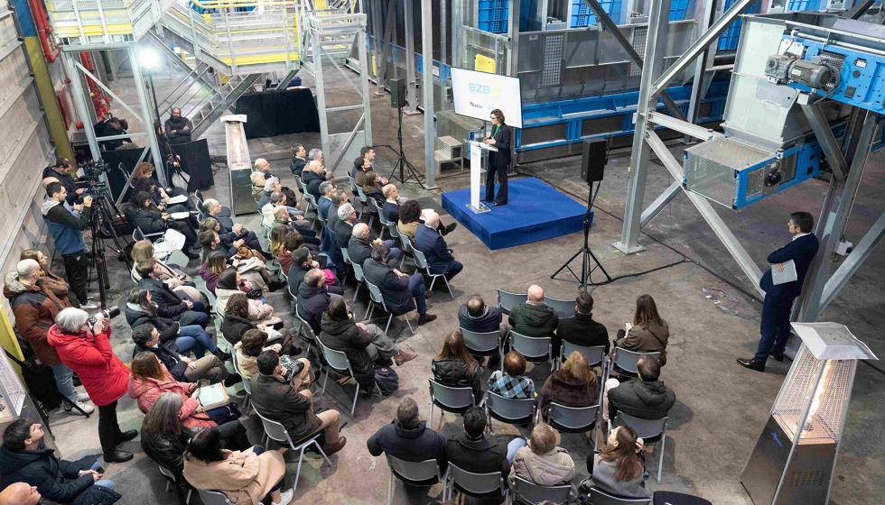 El acto de inauguraci�n de la ampliaci�n de la planta de clasificaci�n de envases ligeros BZB cont� con la asistencia de representantes de las...