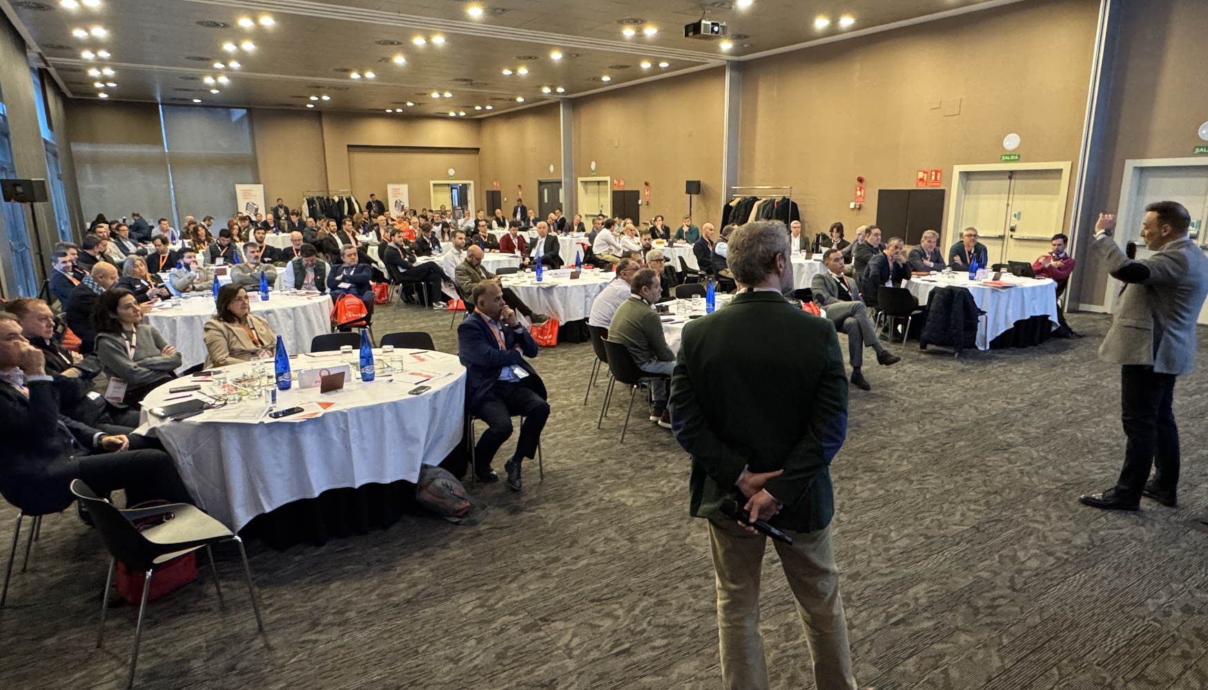 Vista general con los asistentes al Foro Aseamac 2026