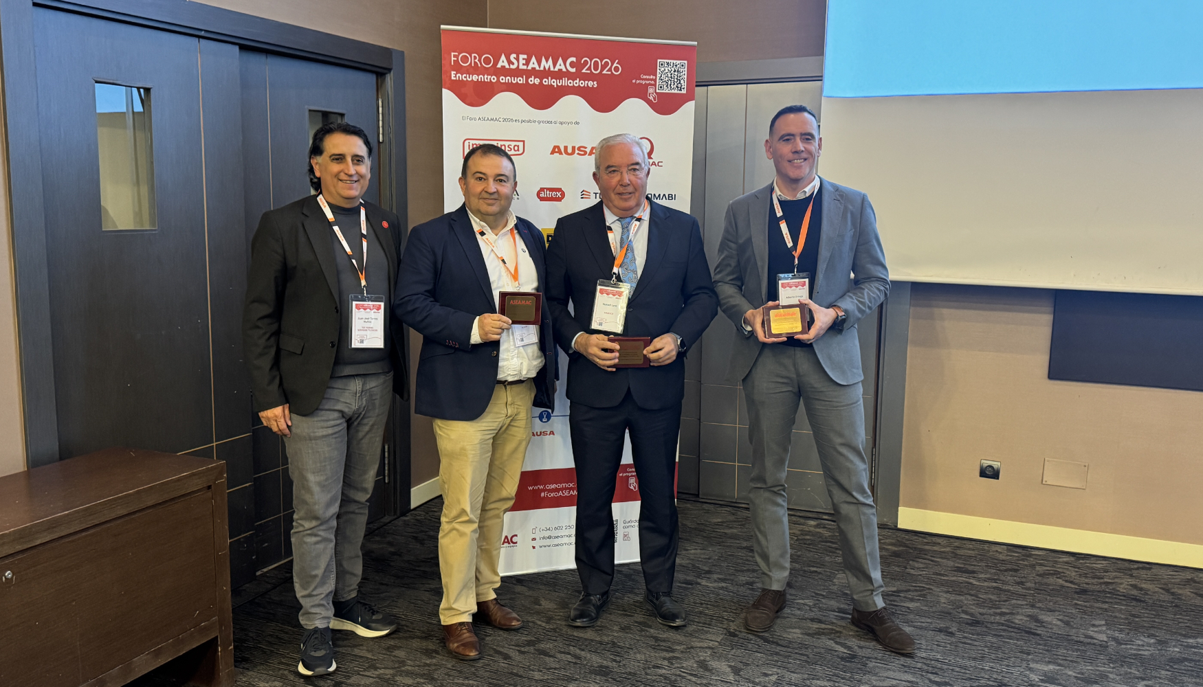 De izquierda a derecha: Juan Jos� Torres, de Aseamac, Antonio D�az, de Alayan, Manuel Lyon, de Fenaex, y Alberto Ortega de Ausa...