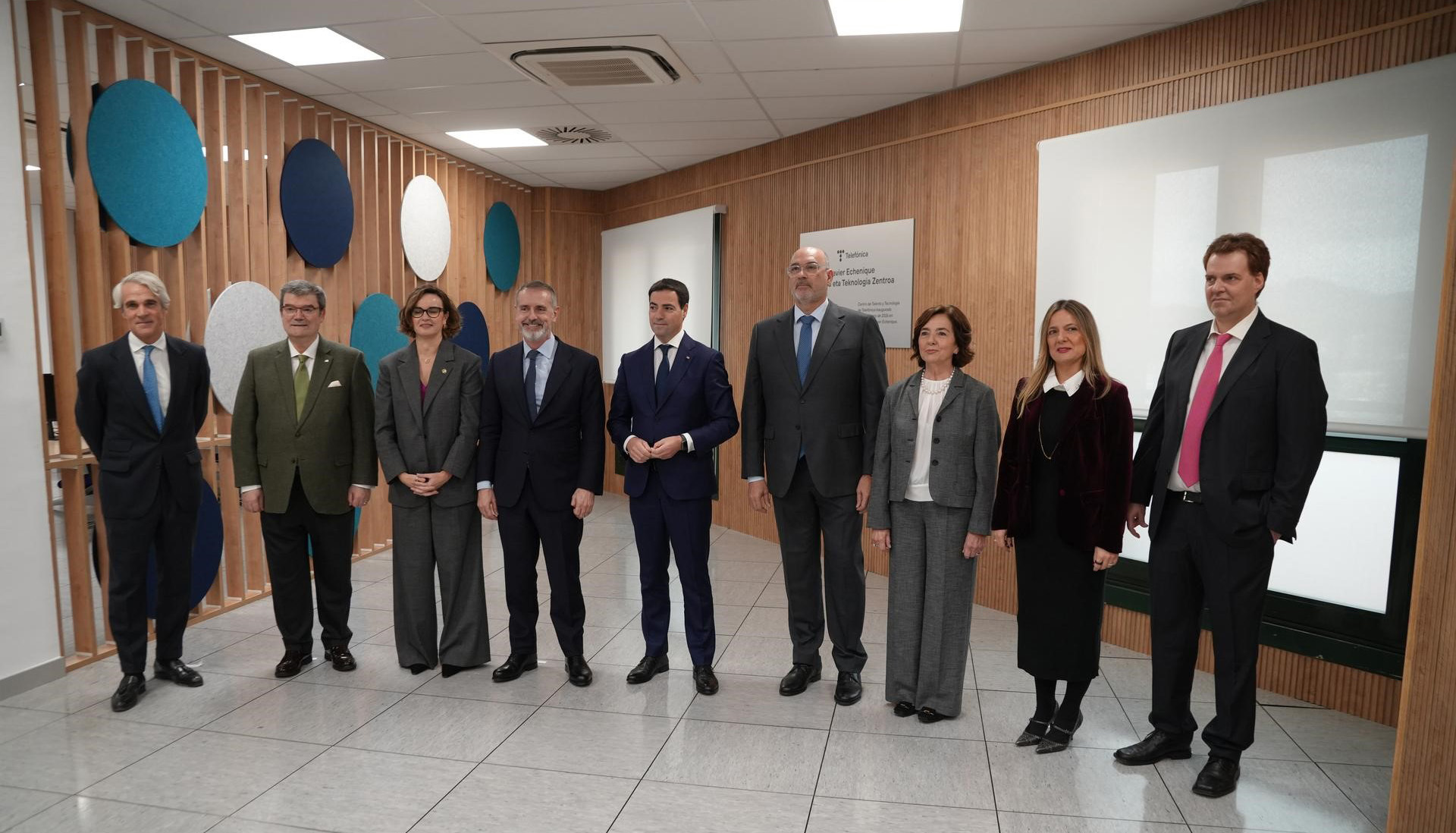 El centro refuerza la apuesta de Telef�nica por el desarrollo digital en Euskadi y conecta talento local con proyectos punteros fomentando la...